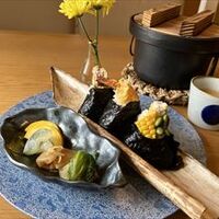 料理や店内の雰囲気を感じるギャラリー